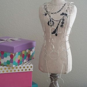 Premier Designs Silver 3 Strand Circle Necklace